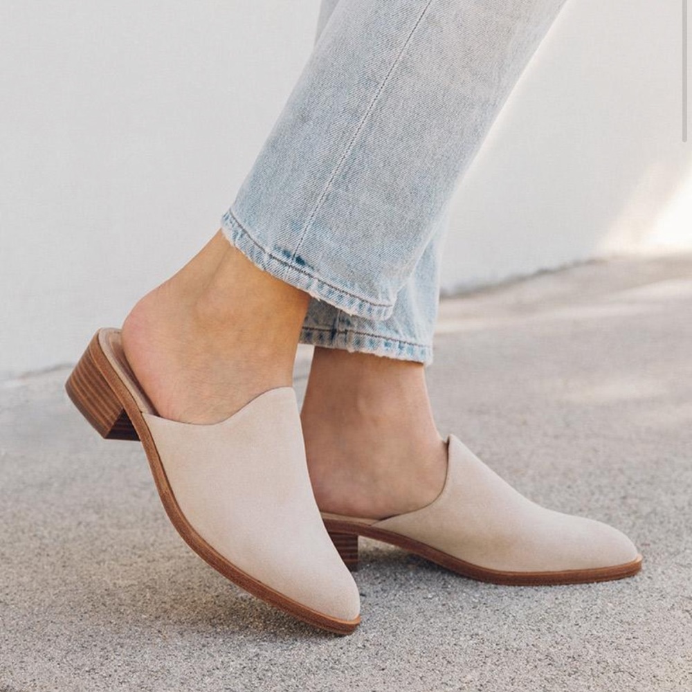 *BRAND NEW* Soludos “The Venetian” Suede Mule Heel Size 8 (fits 7.5 best)